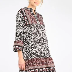 Fresh Lemons Damen 3/4 Arm V-Neck Puffer Kleid AOP Leo Print Cream Beige Braun