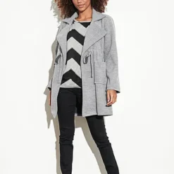 Styleboom Fashion Damen Übergangs Fleece Mantel Tunnelzug 2-Pockets Hellgrau 9 Styleboom Fashion Damen Übergangs Fleece Mantel Tunnelzug 2-Pockets Hellgrau -Vero Moda Verkaufsgeschäft 21096690 3