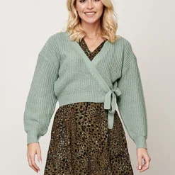 ONLY Damen NOOS Kurzer V-Neck Wickelcardigan Zum Binden Chinois Grün 9 ONLY Damen NOOS Kurzer V-Neck Wickelcardigan Zum Binden Chinois Grün -Vero Moda Verkaufsgeschäft 21110399 3