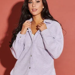 JACQUELINE DE YONG JDY By ONLY Damen Kurze Shacket Hemdjacke Mit 2 Brusttaschen Lavender Lila 9 JACQUELINE DE YONG JDY By ONLY Damen Kurze Shacket Hemdjacke Mit 2 Brusttaschen Lavender Lila -Vero Moda Verkaufsgeschäft 21120686 3